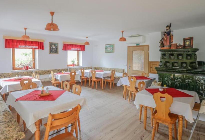 هتل Tourist Farm Mulej