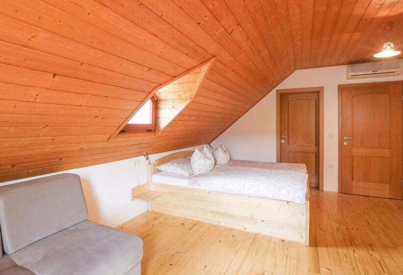 هتل Tourist Farm Mulej