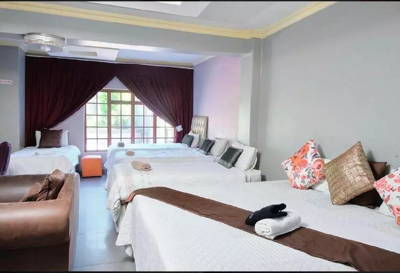 Majatalo Oleratong Guest House