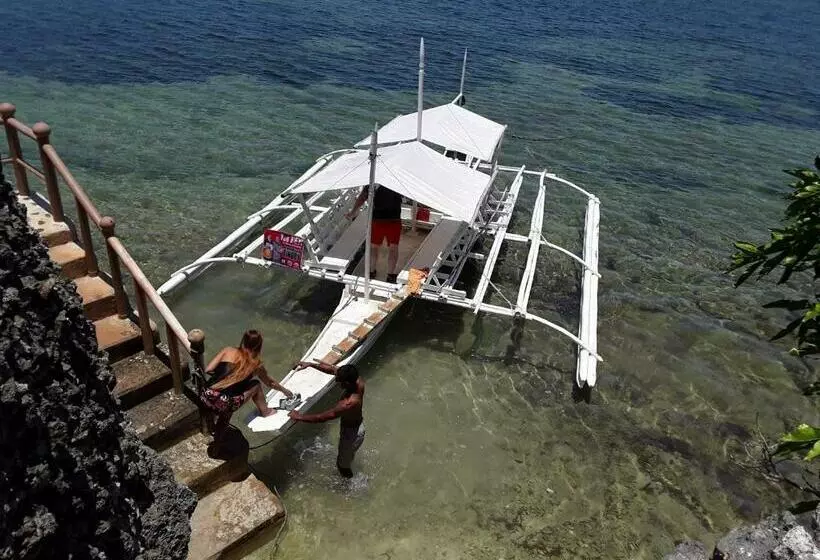 پانسیون Sunset Vista Sea Front Guest House