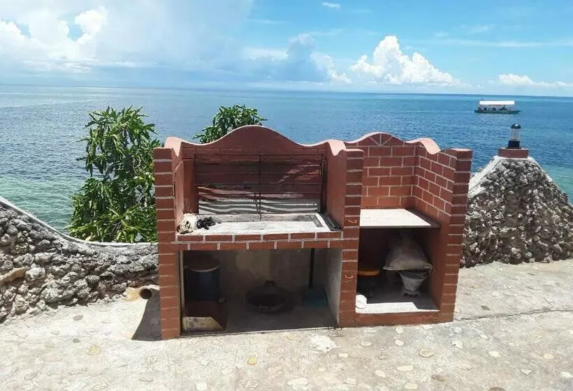 پانسیون Sunset Vista Sea Front Guest House