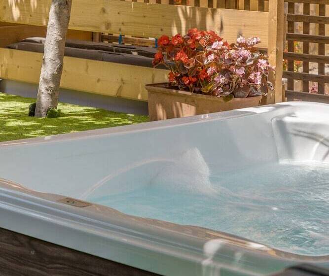 تختخواب و صبحانه Domus Vesuvia