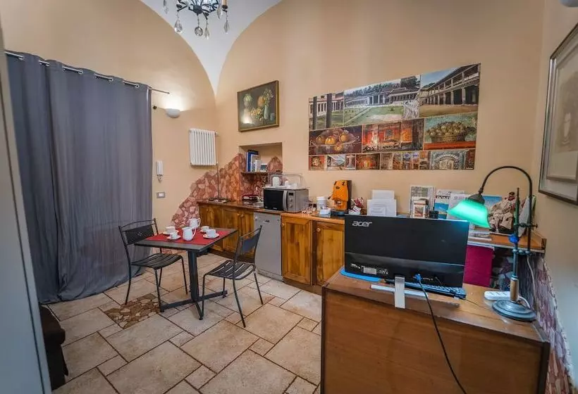 Aamiaismajoitus (B&B) Domus Vesuvia