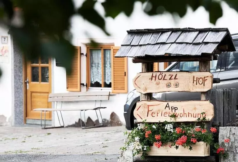 هتل Hölzlhof