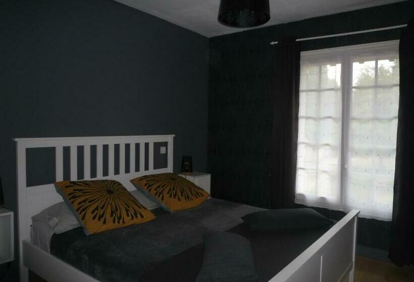 بنسيون Ferme De Launay