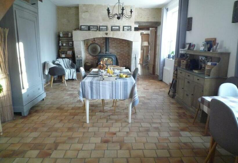بنسيون Ferme De Launay