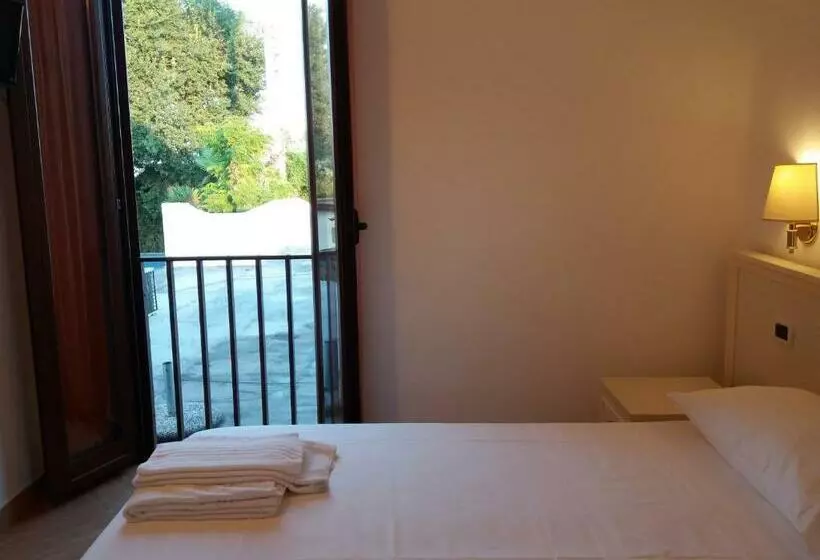 Aamiaismajoitus (B&B) Il Piccolo Nido