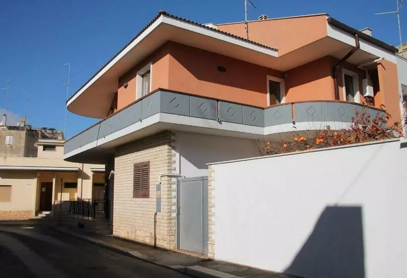 Aamiaismajoitus (B&B) L Angolo Di Pietra