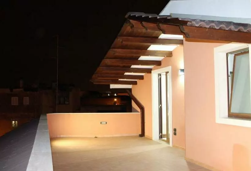Aamiaismajoitus (B&B) L Angolo Di Pietra