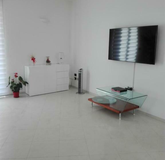 مبيت وإفطار L Angolo Di Pietra