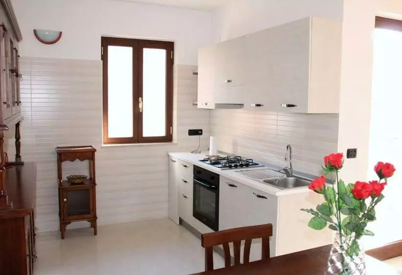 Aamiaismajoitus (B&B) L Angolo Di Pietra