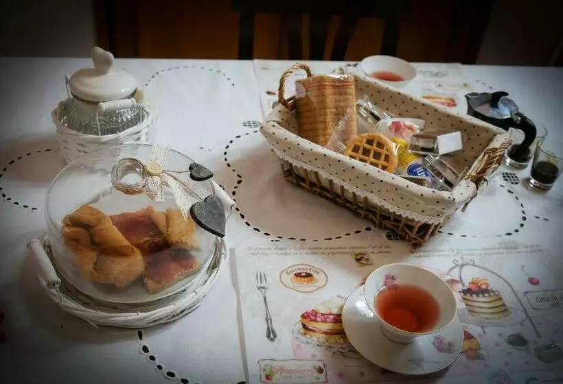 تختخواب و صبحانه La Pausetta