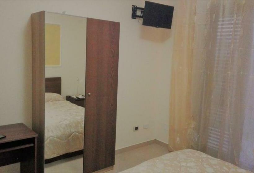 Пансион Incontro Montoro Guest House & Restaurant