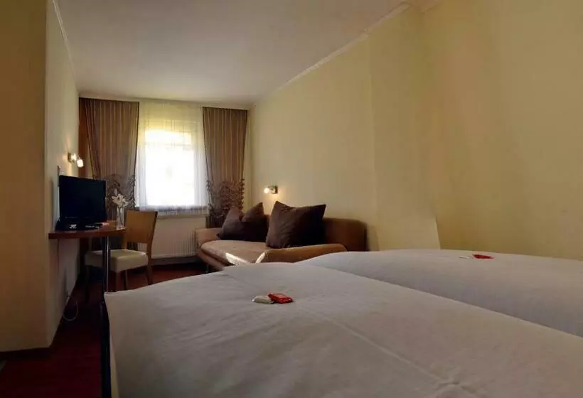 Pension Konditorei Cafe Dora