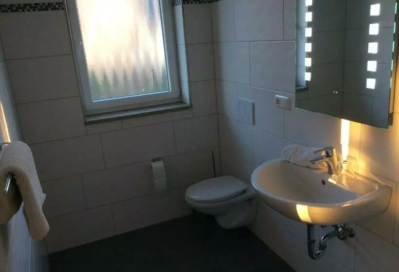 Pension Konditorei Cafe Dora