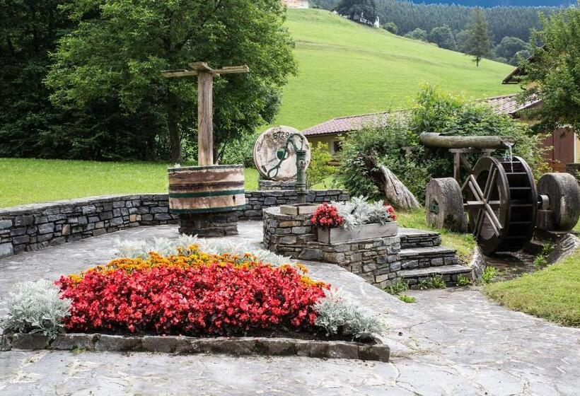 Общежитие Gästezimmer Buchegger