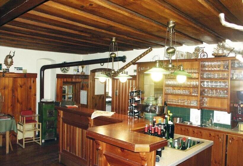 Общежитие Gästezimmer Buchegger