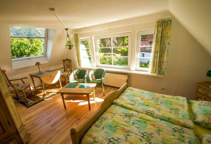 住宿加早餐 Haus Waldwiese