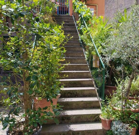 住宿加早餐  La Scaletta