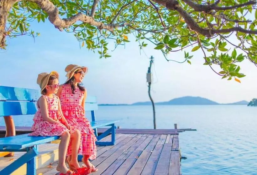 Meena Resort