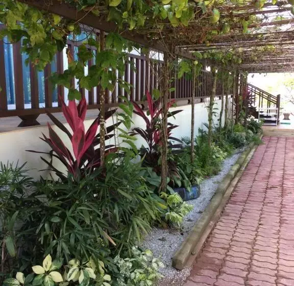 Meena Resort
