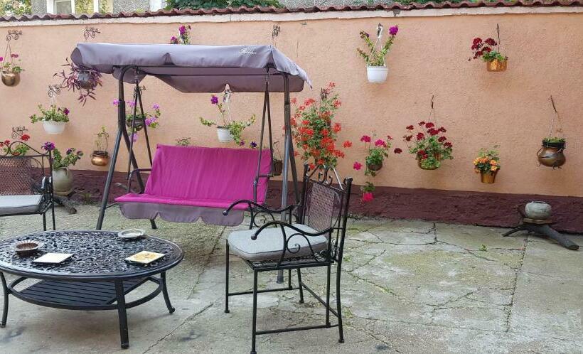 پانسیون La Mihai