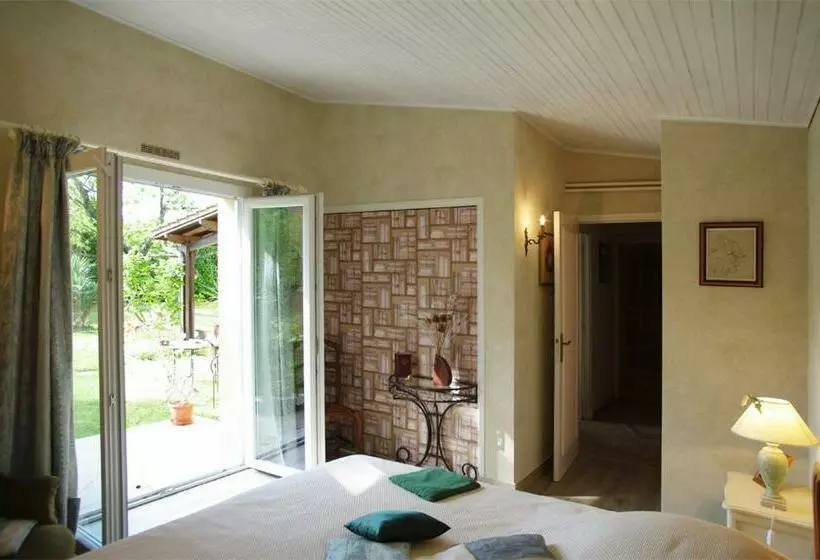 ペンション Marievalerianne