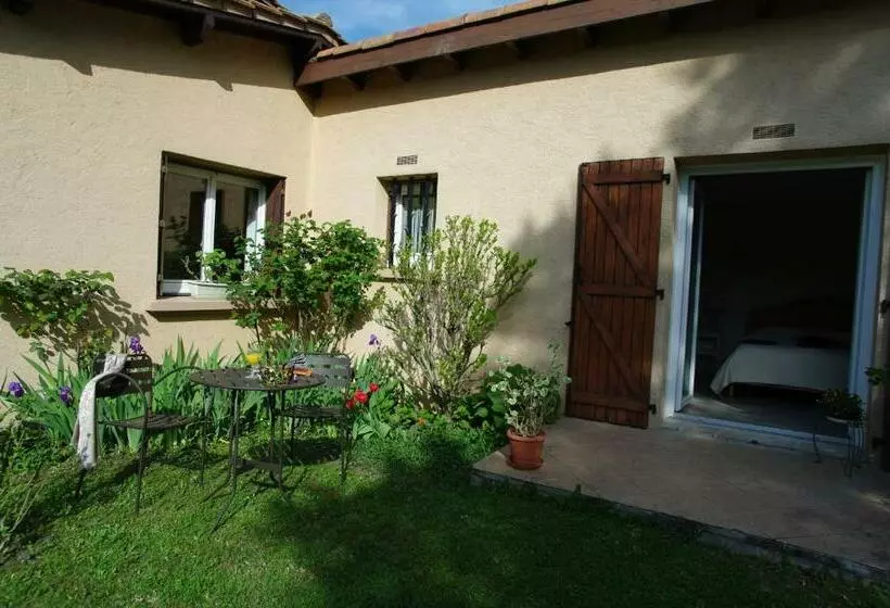 ペンション Marievalerianne