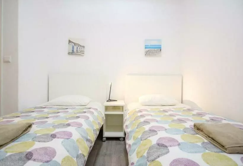 Majatalo Tagus 5 Colours Suites