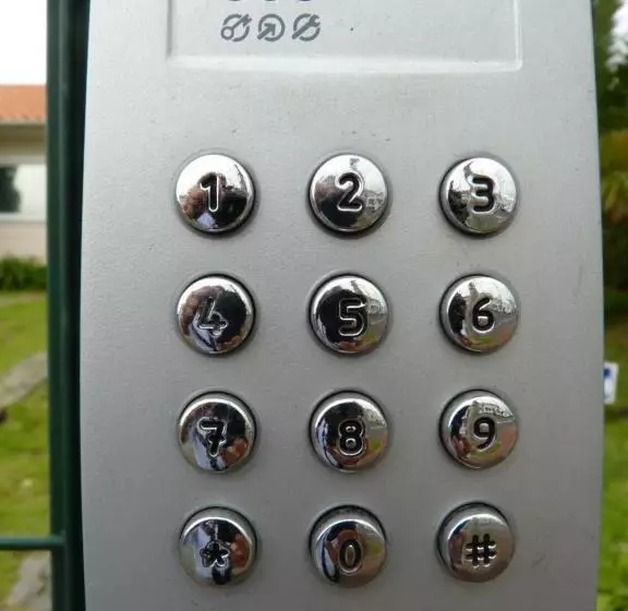 Azores Holidays House  B&b   Suites   Self Check In Keyboard