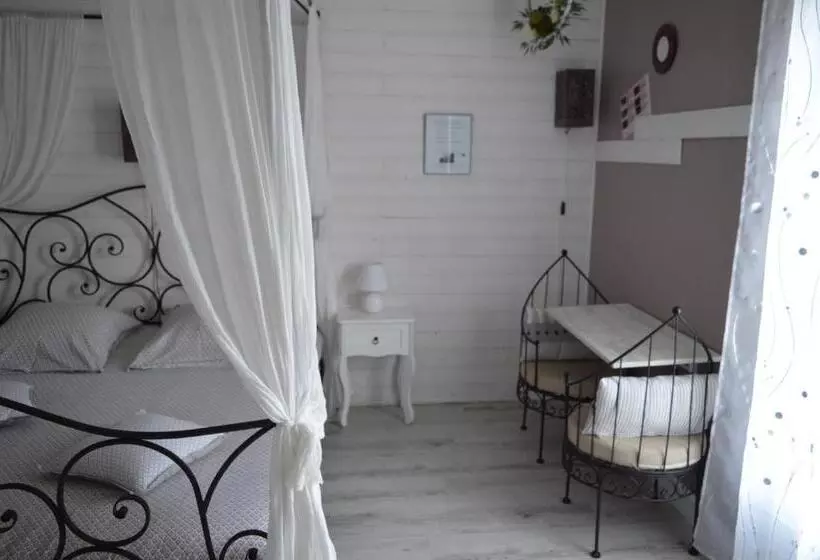 ベッドアンドブレックファースト Au Coeur Du Bien Etre, Chambre D Hôtes Avec Piscine Chauffée Et Couverte, Spa, Sauna, Massages