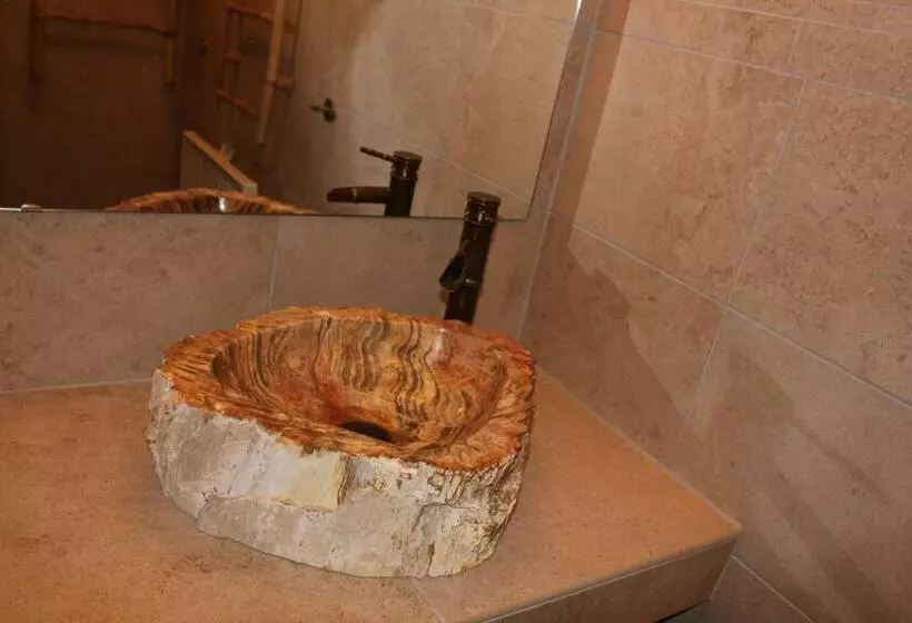 Aamiaismajoitus (B&B) Au P Tit Mont