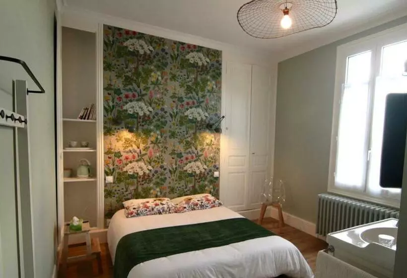 تختخواب و صبحانه La Lambertine & Spa