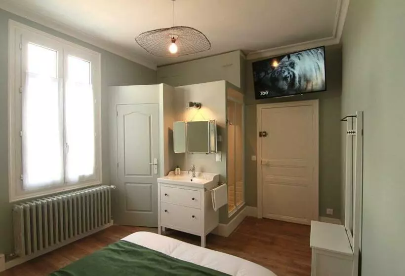 تختخواب و صبحانه La Lambertine & Spa