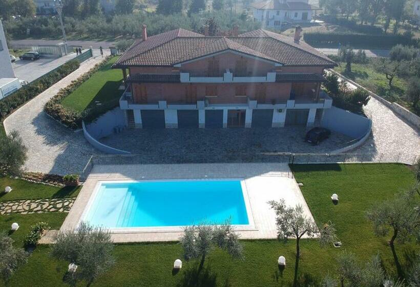 צימר Villa Emilia