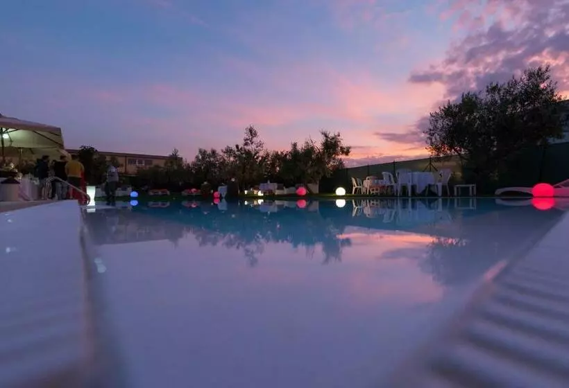 Aamiaismajoitus (B&B) Villa Emilia