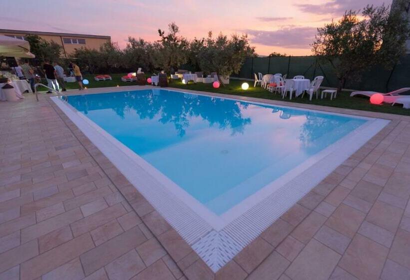 צימר Villa Emilia