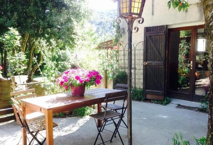 펜션 Gites Du Raby