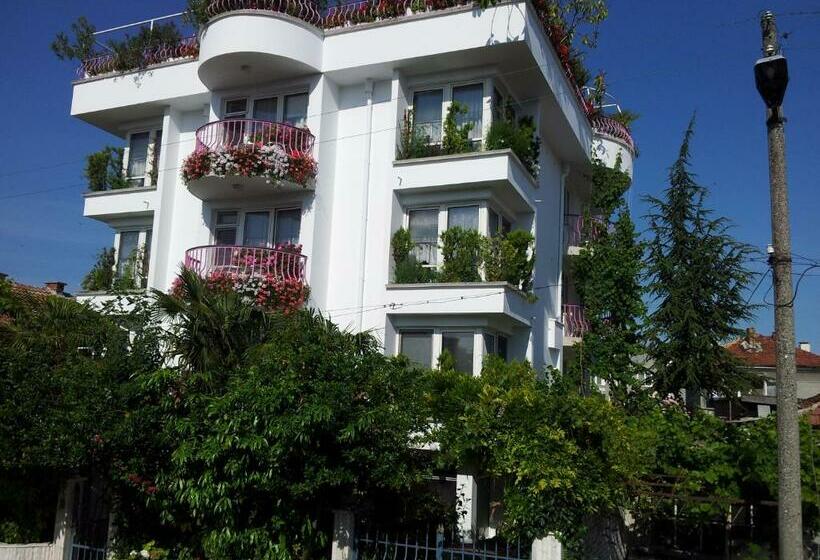 پانسیون Guesthouse Jana