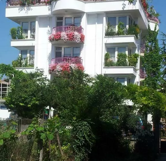 پانسیون Guesthouse Jana