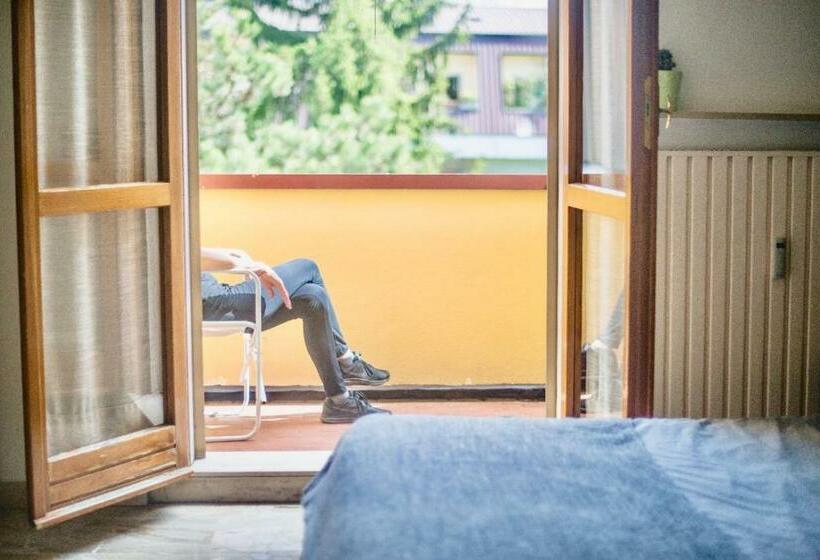 پانسیون Il Contrabbasso