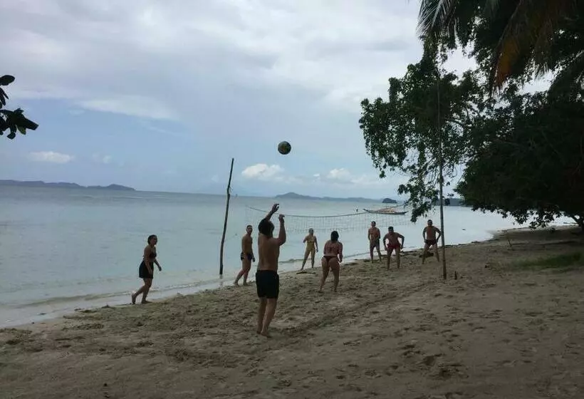 هاستل Prince John Beachfront Eco Bungalows And Restaurant