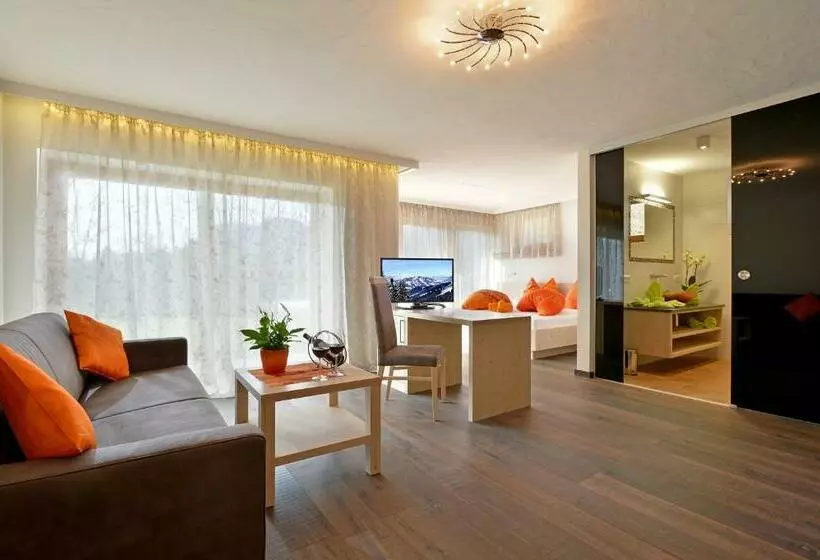 Aamiaismajoitus (B&B) Bauernhof Lindenhof