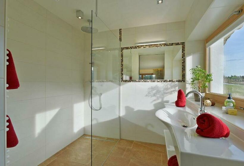 住宿加早餐  Bauernhof Lindenhof