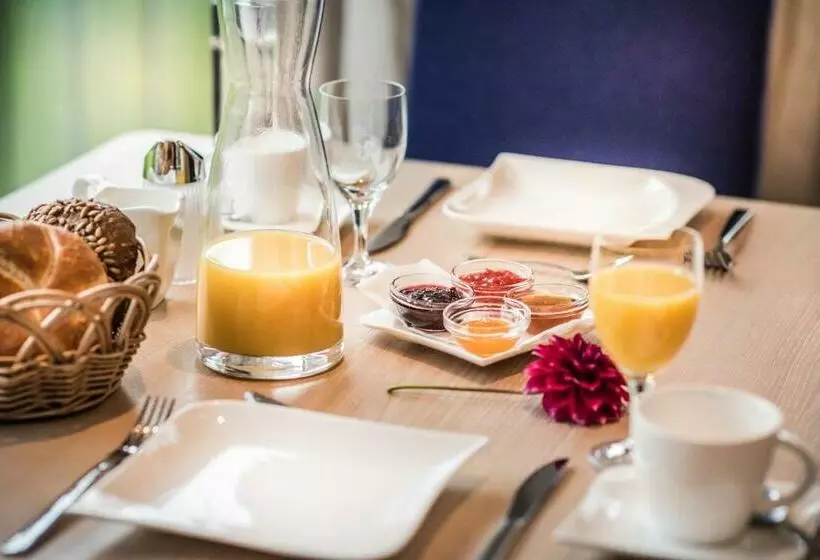 Aamiaismajoitus (B&B) Bauernhof Lindenhof