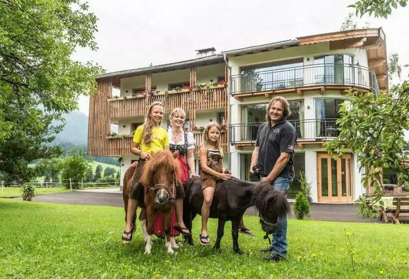 Aamiaismajoitus (B&B) Bauernhof Lindenhof