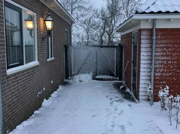 Aamiaismajoitus (B&B) Boerderij De Waard