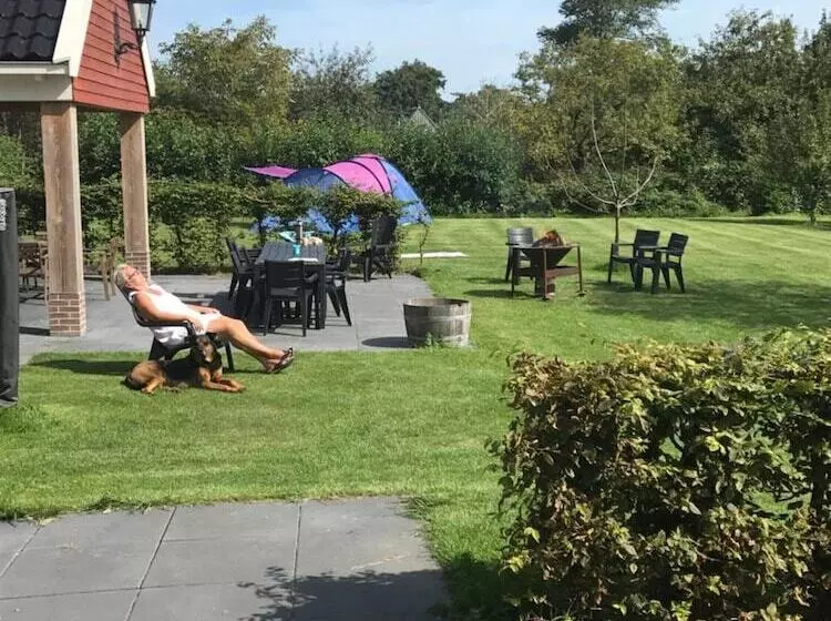 Aamiaismajoitus (B&B) Boerderij De Waard