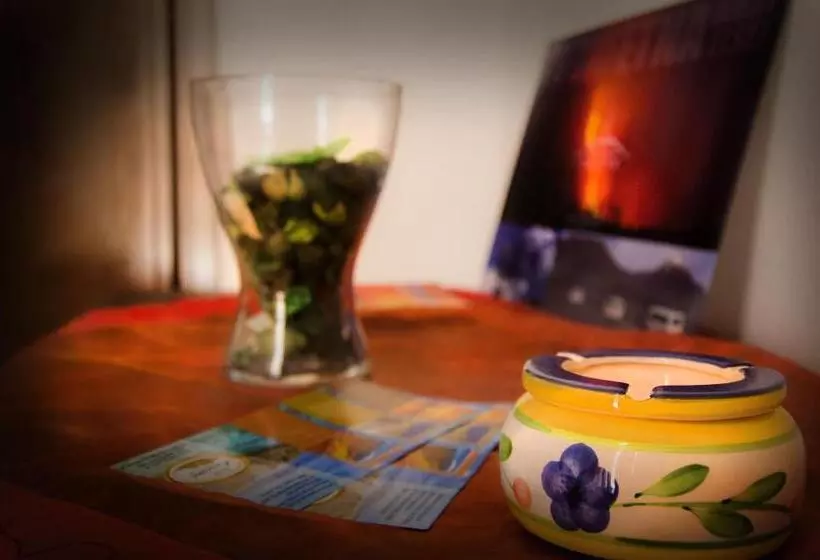 Aamiaismajoitus (B&B) La Gardenia