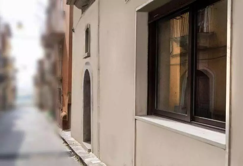 Aamiaismajoitus (B&B) La Gardenia